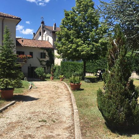 casa con giardino Villa Pescasseroli Exterior foto